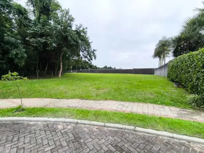 Terreno 1.402m² de área privativa em condomínio fechado TOTAL PRIVACIDADE bairro São Simão