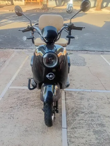 Triciclo eletrico