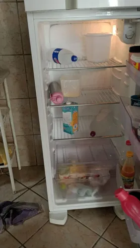 Geladeira Eletro lux sime nova pra vender ou troca