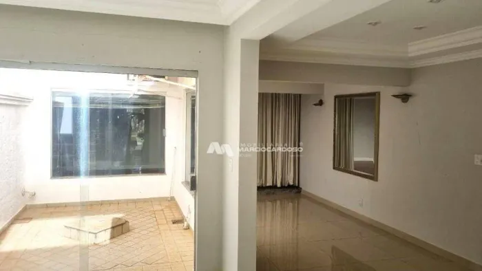 Sobrado com 3 dormitórios para alugar, 168 m² por R$ 4.032,00/mês - Higienópolis - São Jos