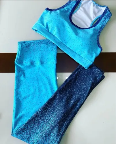 Conjunto Legging não é transparente e top com Bojo