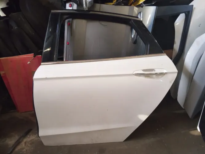 Porta Traseira Esquerda Ford Fusion 2016/2020