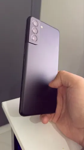 Samsung Galaxy S21 128GB - Para Retirada de Peças / Tela Quebrada
