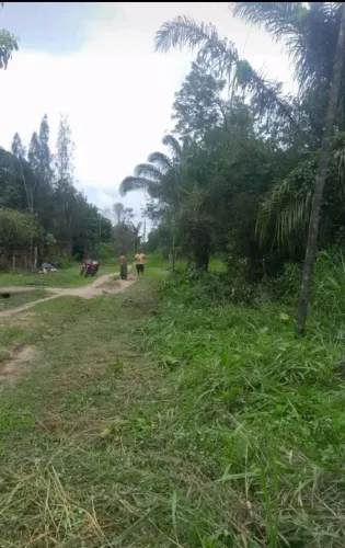 VENDO TERRENO EM BOA VISTA MUNICÍPIO DE CURUÇA 27 DE FRENTE POR 37 DE FUNDO 15 MIL