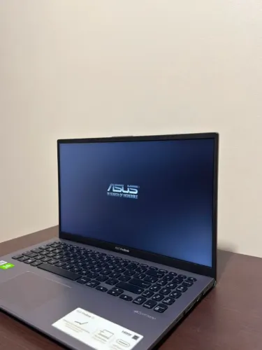 Notebook asus Core i7 10° geração 