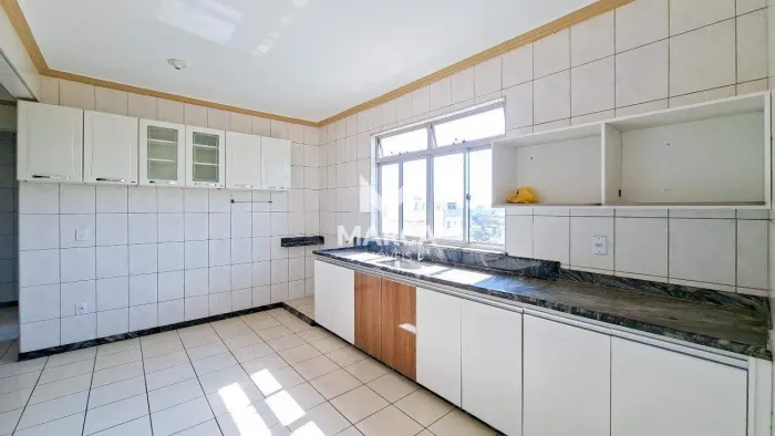 Apartamento para aluguel, 3 quartos, 1 vaga, Serrano - Belo Horizonte/MG