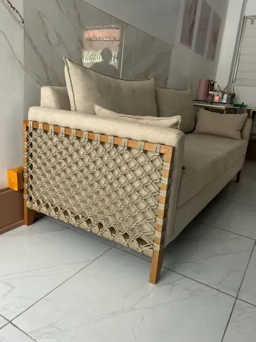 Sofá novo com um mês de uso sem avaria 