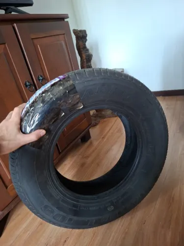 Pneu 175/75 R13 novo