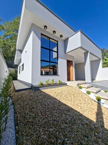 Casa Nova à Venda em Palhoça | 2 Quartos | 1 Suíte | Alto Aririú
