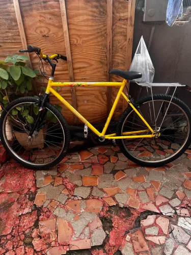 Vende-se bicicleta aro 26