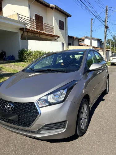 Hyundai HB20S Unique 1.0 Flex 12V Mec. 2019