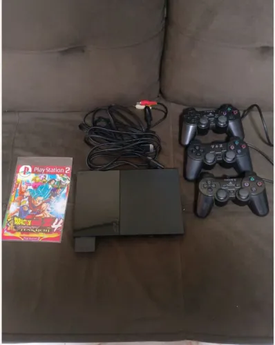Aceito negociar. Vídeo game PS2 slim na cor preta usado em ótimas condições