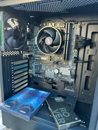 Memória Pichau Hubble 16GB 5600MHz DDR5