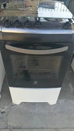 Fogão Electrolux 4 bocas funcionando perfeitamente