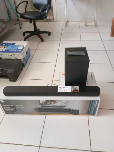 Soundbar JBL novo