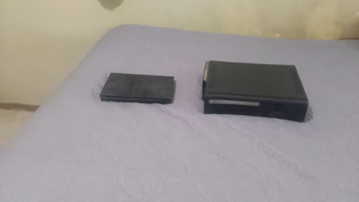 Vendo vídeo games estragado pra retira de peça,Xbox 360 e PS2 o Xbox acompanho controle