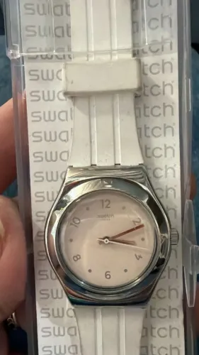 relogio swatch novona embalagem branco funcionando ret na Av Palmares 993 SA
