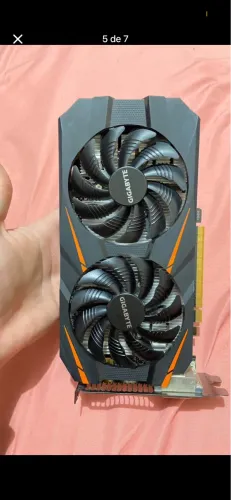 Placa de video gigabyte 1060 3gb