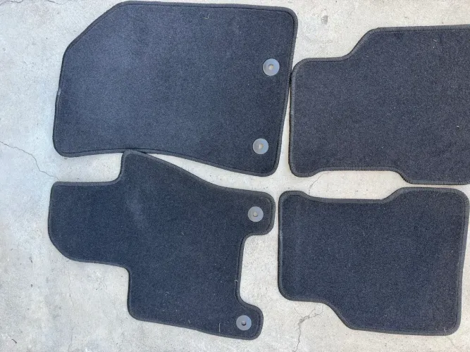 Tapete novo original para Jeep renegado ou compass