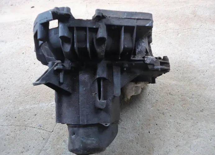 Caixa De Câmbio Manual Renault R19 1.6 8v (Usado)