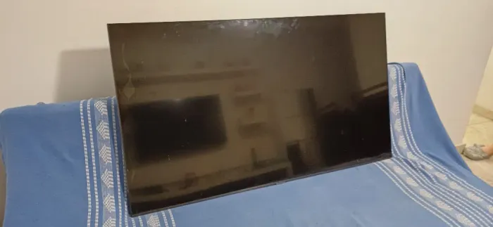 vendo Smart TV Samsung Crystal UHD 4K 55 tela danificada