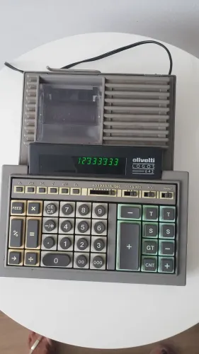 Calculadora Olivetti LOGOS 642