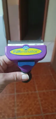 Rasqueadeira Furminator Gatos/Cães
