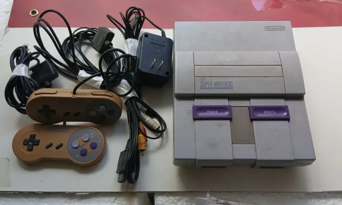 Super Nintendo + Cartucho 5 Jogos em 1 + 2 Controles + Fonte + A/V