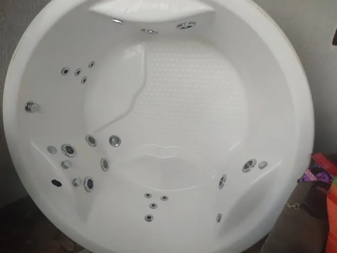Banheira de Hidromassagem Multimax Paraty Acrílica 220V - Modelo Antigo
