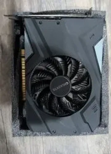 Placa de video gtx 1650 4gb ddr6 garantia 5 meses
