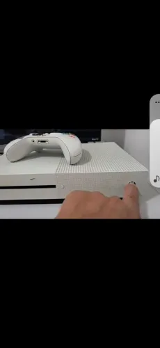 XBOX EM EXCELENTE ESTADO