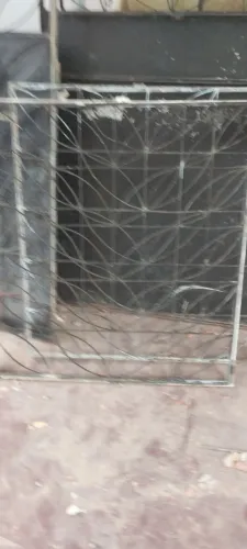 Janela de ferro completa 90/100