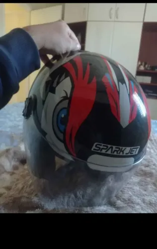 Capacete
