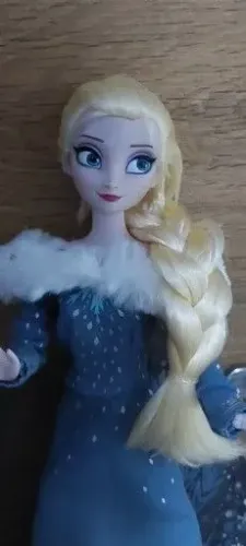 Boneca Elsa Frozen Disney store 