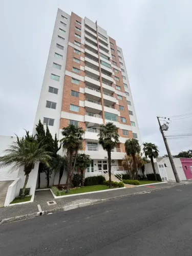 Excelente Apartamento Central, Espaçoso e Bem Localizado!