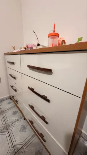 Cômoda 8 gavetas