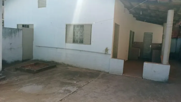 CASA RESIDENCIAL CIDADE JARDIM - GOIÂNIA-GOIÁS