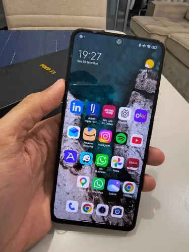 POCO F3