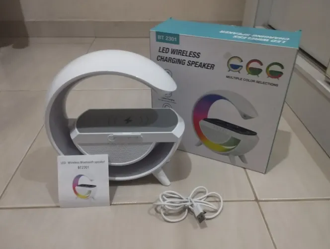 Caixa de som Bluetooth com LED e carregamento por indução