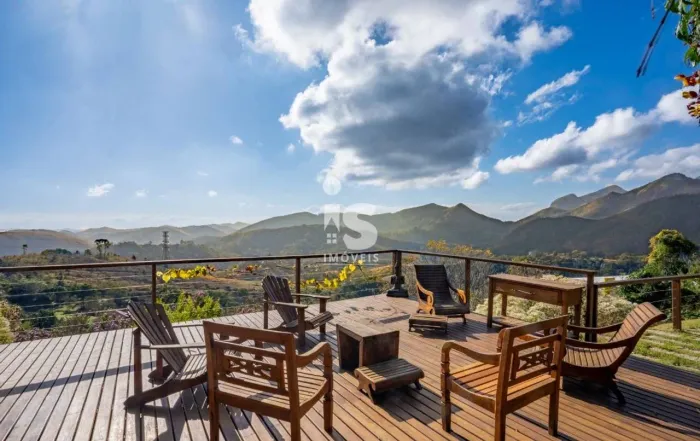 Casa com 4 dormitórios à venda por R$ 2.850.000,00 - Itaipava - Petrópolis/RJ