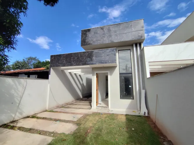 Casa à venda na Rua Deoclécio Machado, Recanto de Itaipuaçu (Itaipuaçu), Maricá - RJ