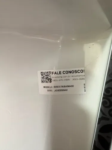 Geladeira Inverse Frost Free de 443 litros.