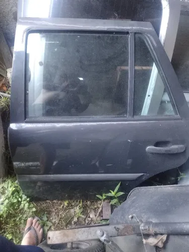 Porta traseira do lado direito do Gol G3