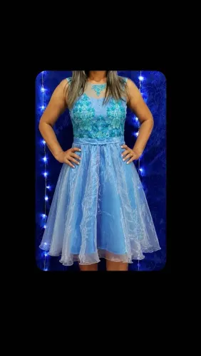 Vestido de aniversário azul (cinderela)