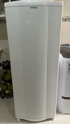 Geladeira Consul 261 L - Em estado IMPECÁVEL