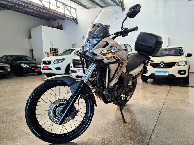 HONDA XRE 300 SAHARA 