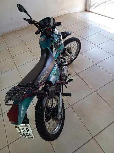 Honda NX 200