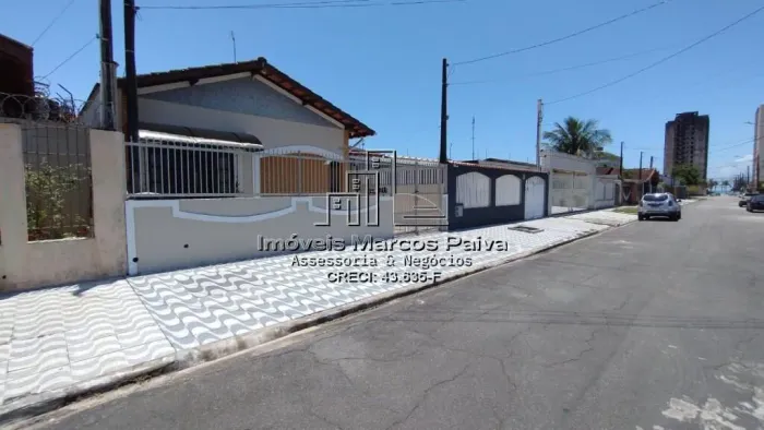 Excelente oportunidade no bairro Solemar, na Praia Grande/SP.