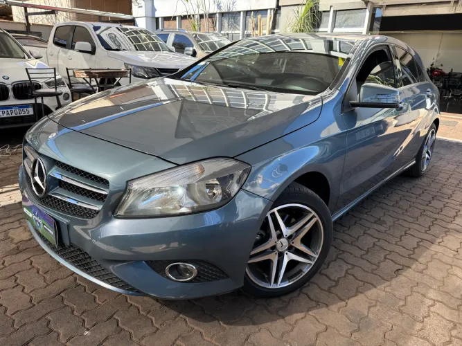 Mercedes-Benz Classe A 200 1.6 TB 16V Urban 156cv Aut. 2015