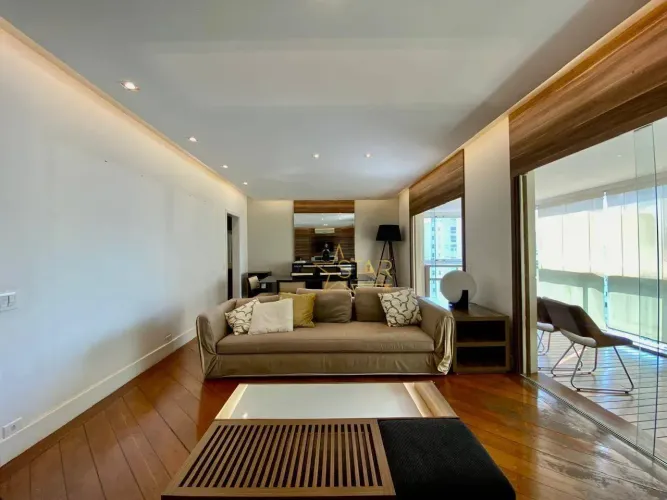 Apartamento com 2 dormitórios à venda, 163 m² por R$ 3.300.000,00 - Moema - São Paulo/SP